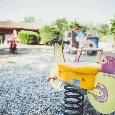 Camping En Bord D'Ardeche Campingplads