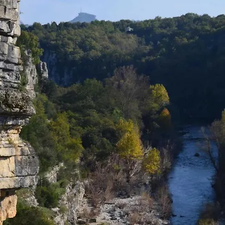 Camping En Bord D'Ardeche Campingplads