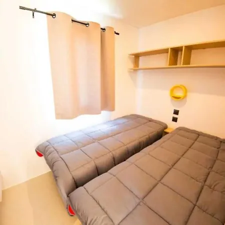 Kemping Camping 3 Etoiles - Piscine - Ccaiiah